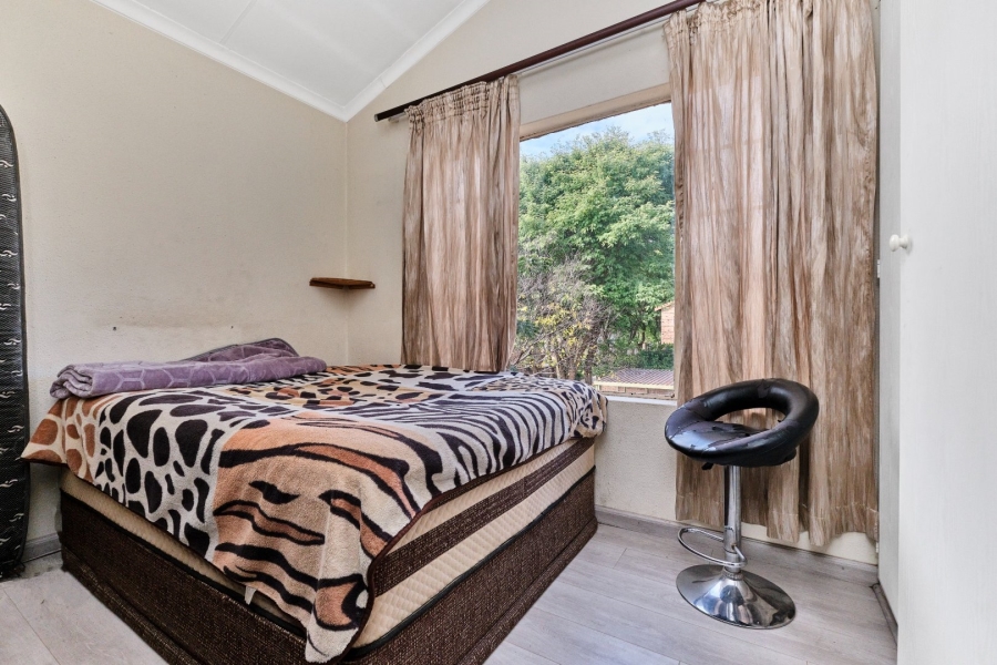 2 Bedroom Property for Sale in Sonneglans Gauteng