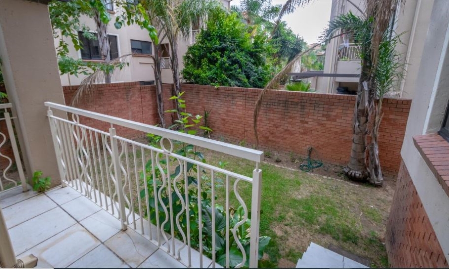 2 Bedroom Property for Sale in Sunninghill Gauteng