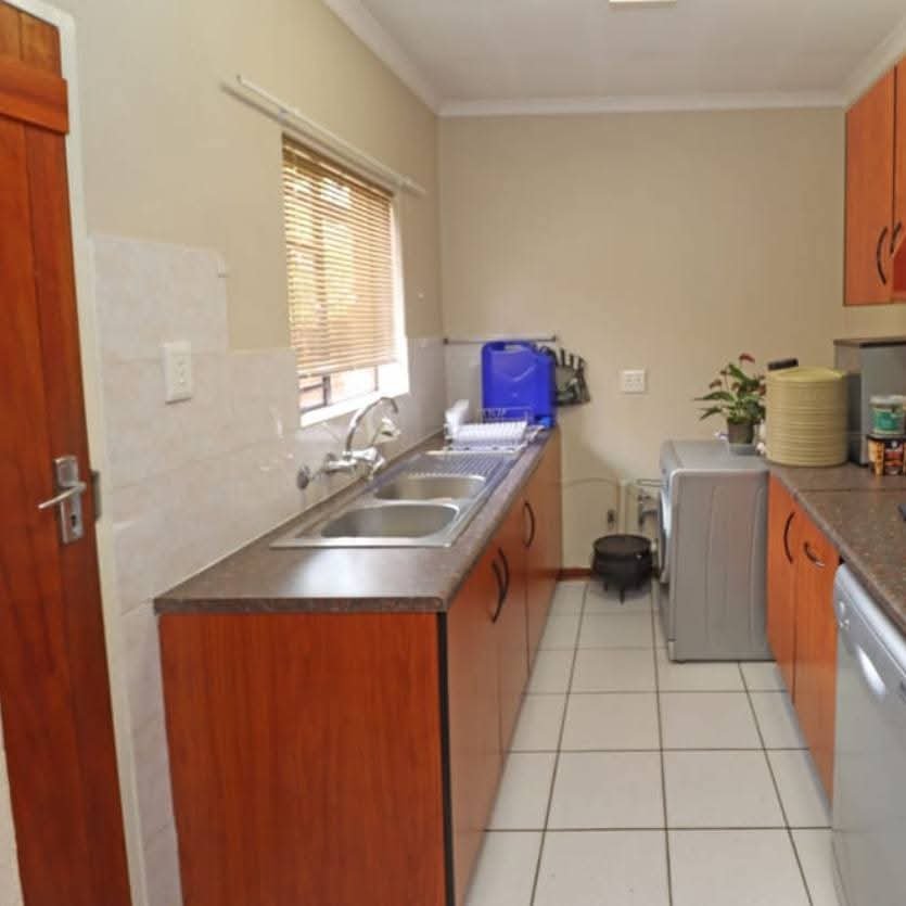 3 Bedroom Property for Sale in Eldoraigne Gauteng