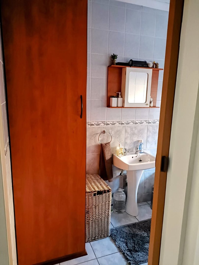 3 Bedroom Property for Sale in Eldoraigne Gauteng
