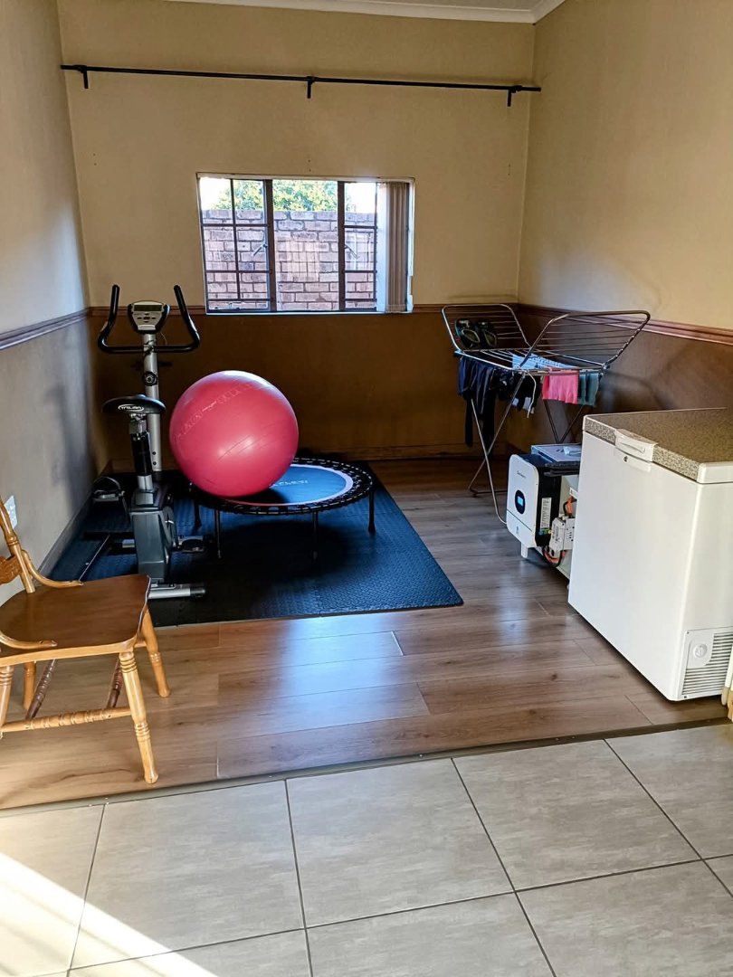 3 Bedroom Property for Sale in Eldoraigne Gauteng