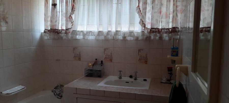 3 Bedroom Property for Sale in Sinoville Gauteng