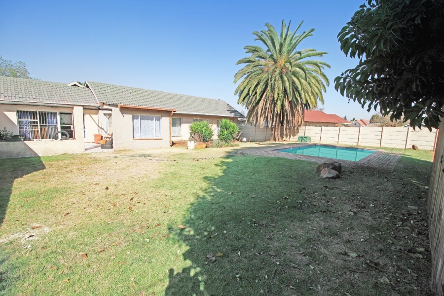 3 Bedroom Property for Sale in Albemarle Gauteng
