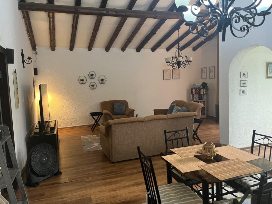 7 Bedroom Property for Sale in Farrarmere Gauteng