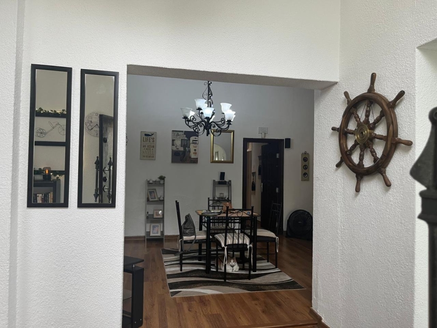 7 Bedroom Property for Sale in Farrarmere Gauteng