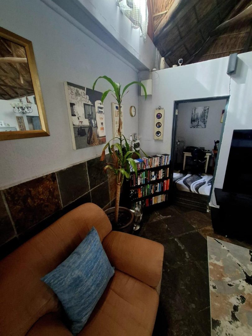 7 Bedroom Property for Sale in Farrarmere Gauteng