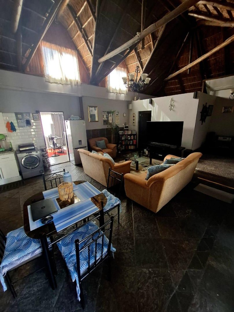 7 Bedroom Property for Sale in Farrarmere Gauteng