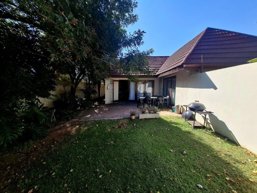 7 Bedroom Property for Sale in Farrarmere Gauteng