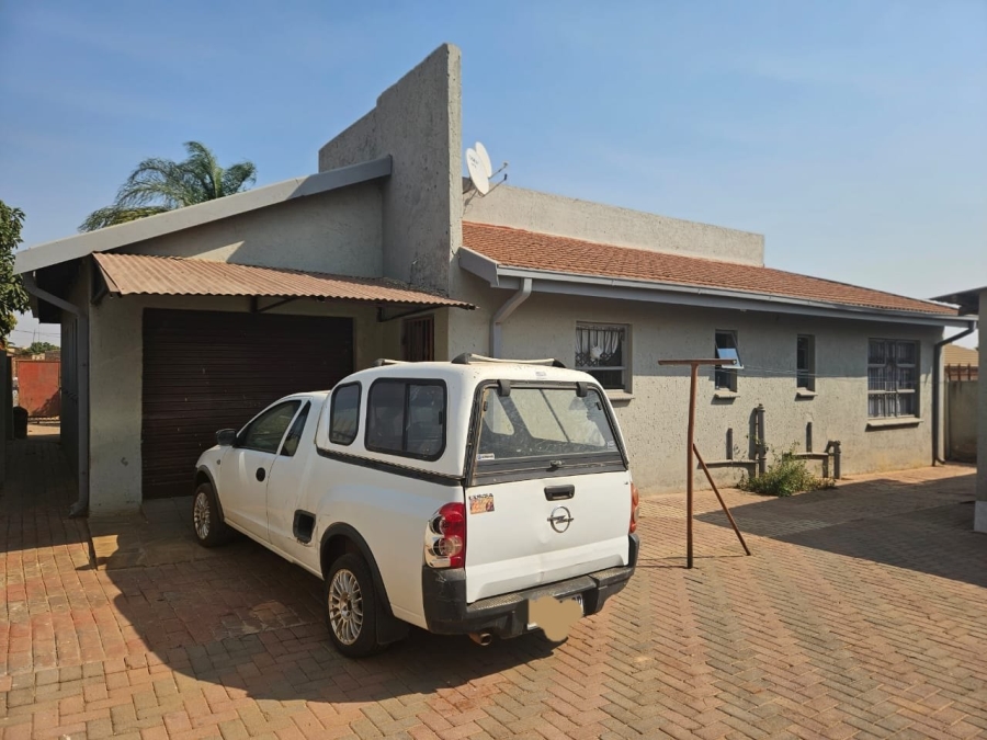 3 Bedroom Property for Sale in Soshanguve W Gauteng