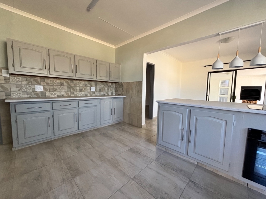 3 Bedroom Property for Sale in Bester Gauteng