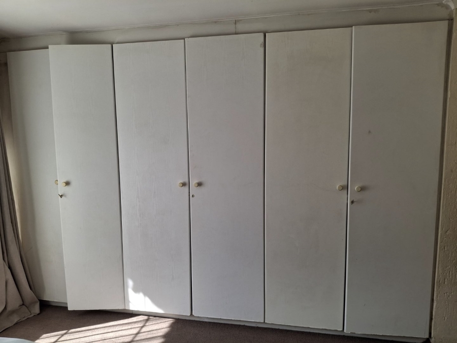2 Bedroom Property for Sale in Ridgeway Gauteng