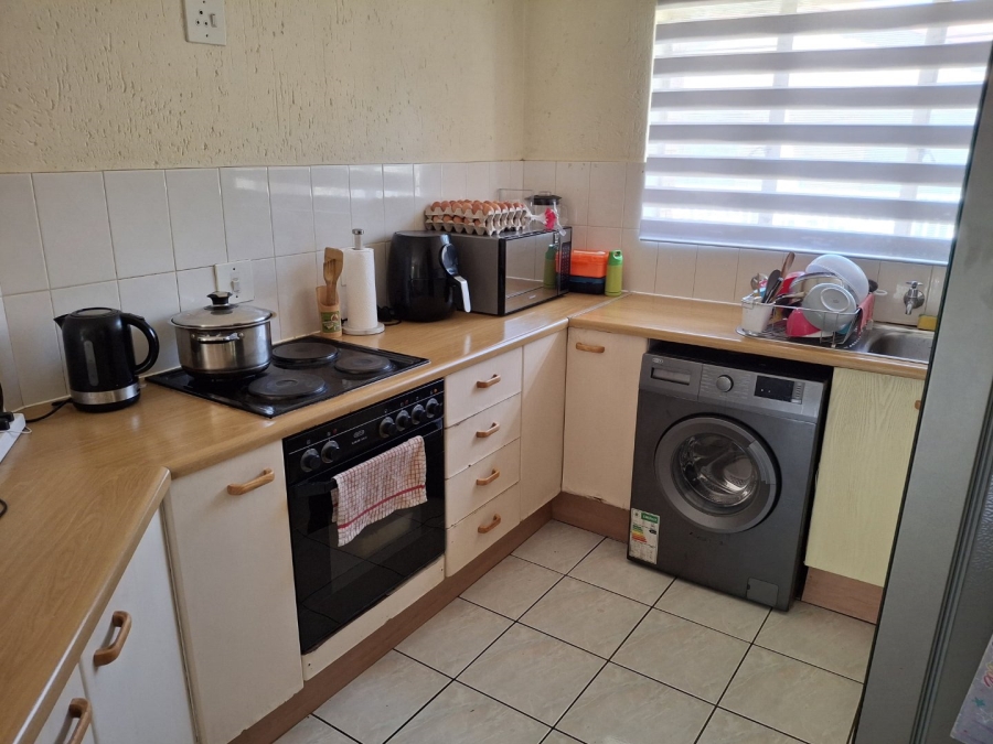 2 Bedroom Property for Sale in Ridgeway Gauteng