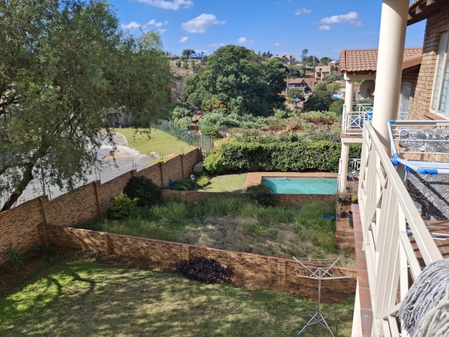 2 Bedroom Property for Sale in Ridgeway Gauteng