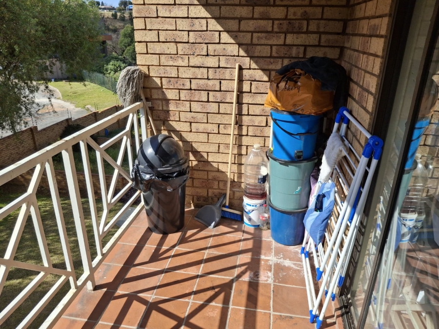 2 Bedroom Property for Sale in Ridgeway Gauteng