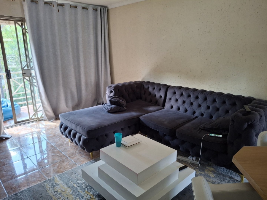 2 Bedroom Property for Sale in Ridgeway Gauteng