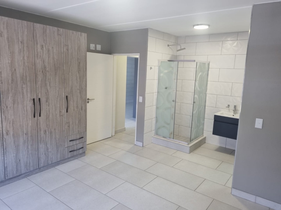 2 Bedroom Property for Sale in Bedfordview Gauteng