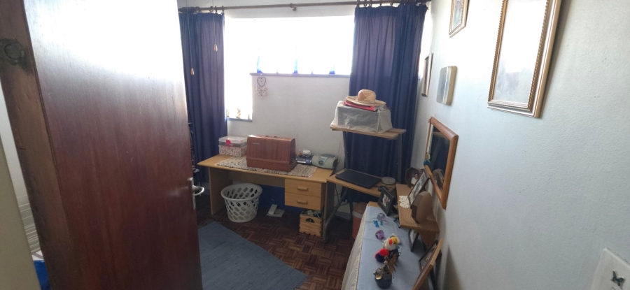 2 Bedroom Property for Sale in New Redruth Gauteng