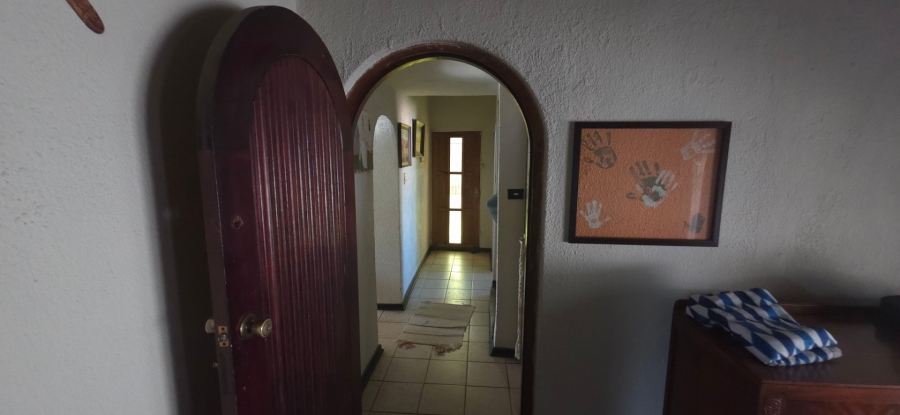 4 Bedroom Property for Sale in Verwoerdpark Gauteng