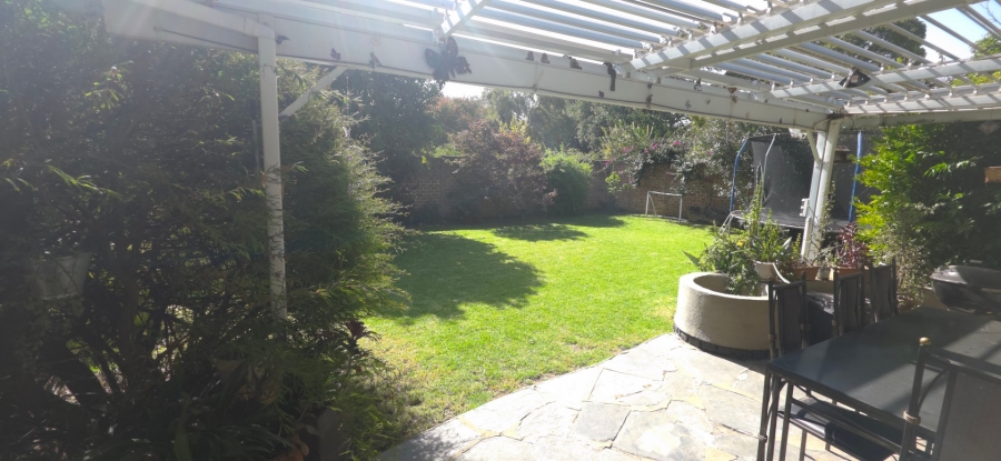 4 Bedroom Property for Sale in Verwoerdpark Gauteng
