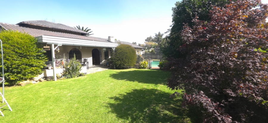 4 Bedroom Property for Sale in Verwoerdpark Gauteng