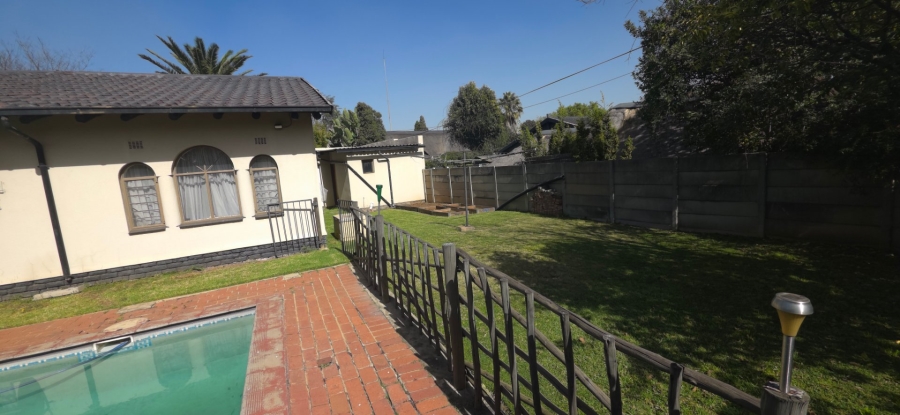 4 Bedroom Property for Sale in Verwoerdpark Gauteng
