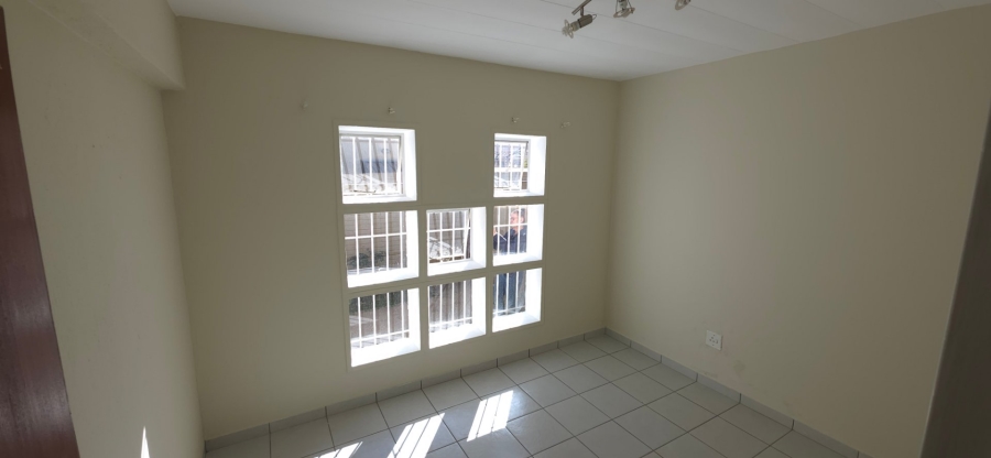2 Bedroom Property for Sale in New Redruth Gauteng