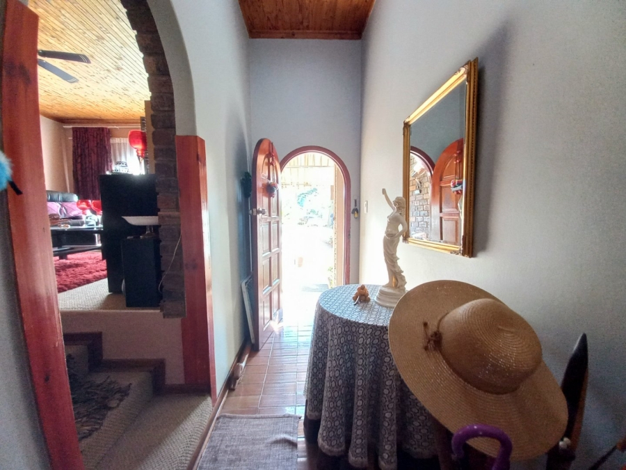 3 Bedroom Property for Sale in Dawnview Gauteng