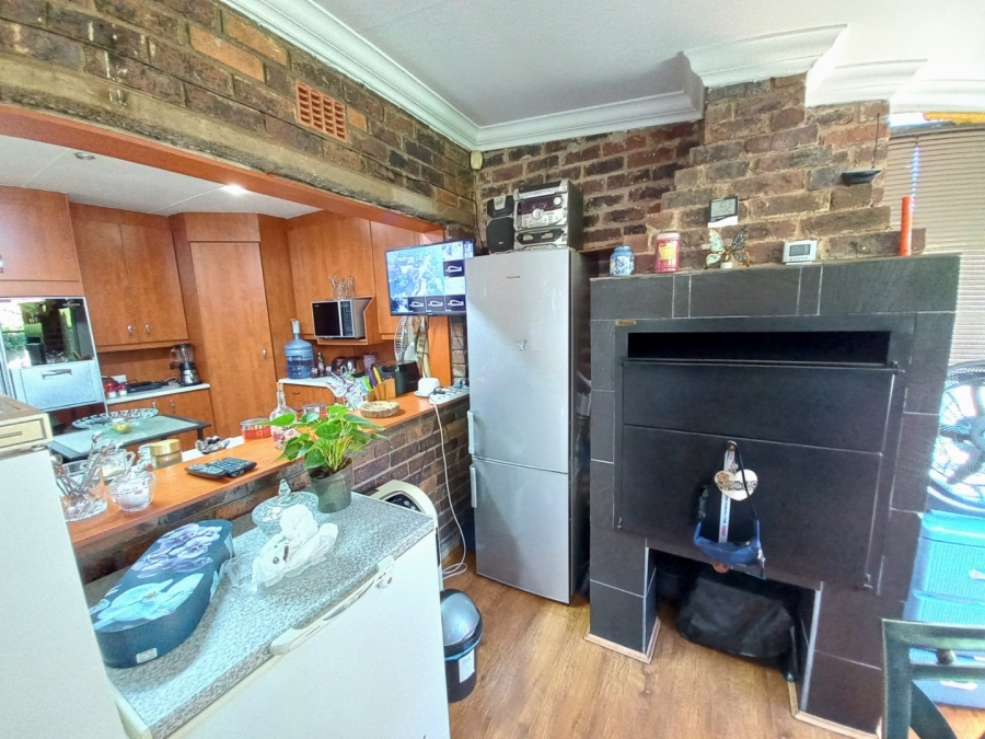 3 Bedroom Property for Sale in Dawnview Gauteng