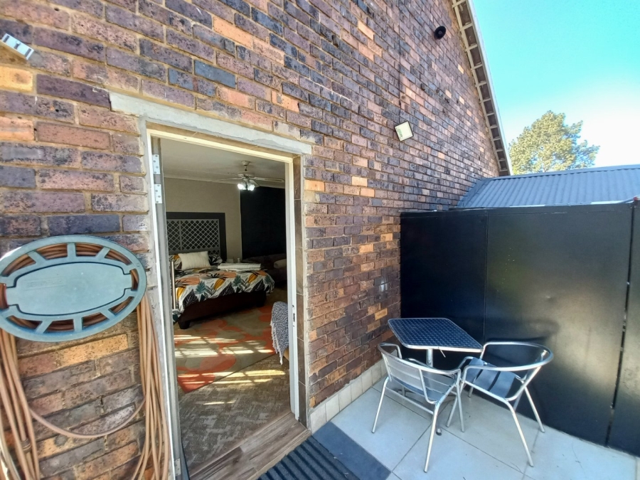 3 Bedroom Property for Sale in Dawnview Gauteng