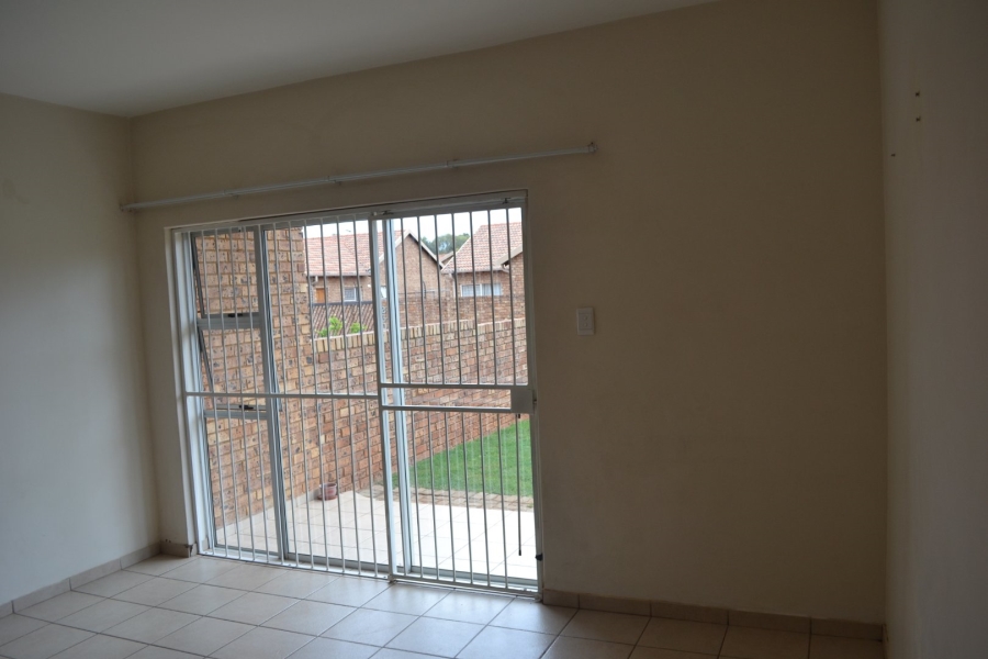 2 Bedroom Property for Sale in Theresa Park Gauteng