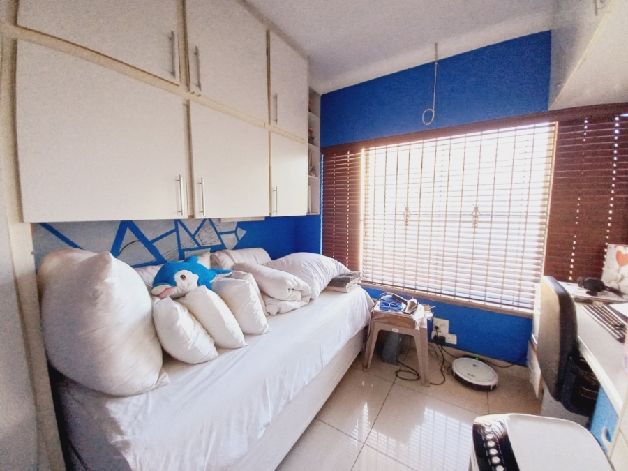 5 Bedroom Property for Sale in Edenvale Central Gauteng