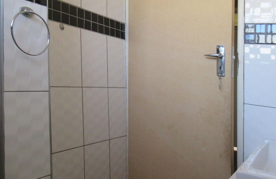 3 Bedroom Property for Sale in Kew Gauteng
