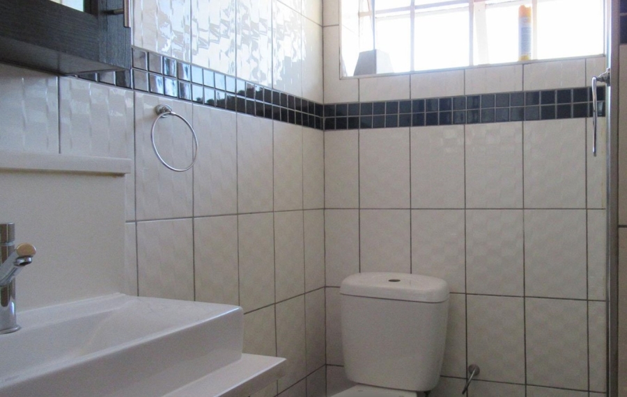 3 Bedroom Property for Sale in Kew Gauteng