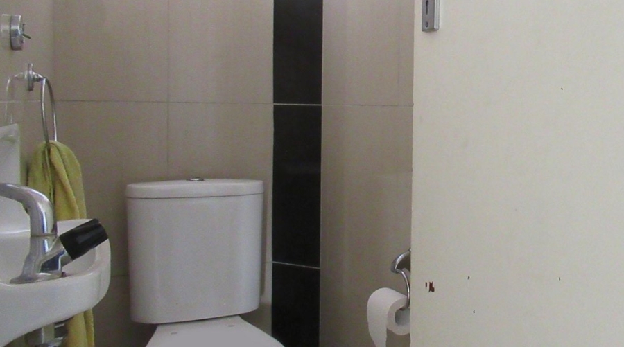 3 Bedroom Property for Sale in Kew Gauteng
