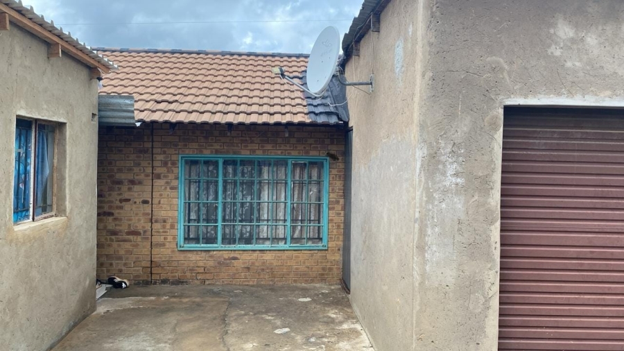  Bedroom Property for Sale in Elandspoort Gauteng