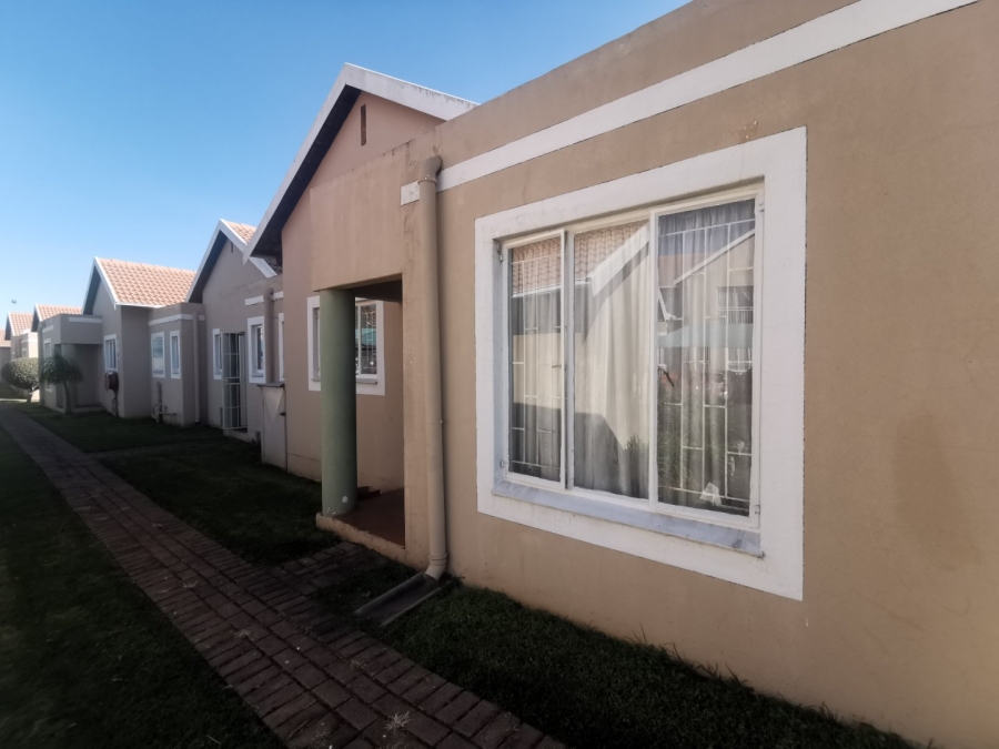 2 Bedroom Property for Sale in Parkdene Gauteng