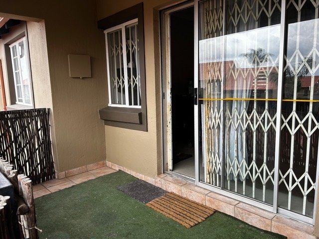 2 Bedroom Property for Sale in Eden Glen Gauteng