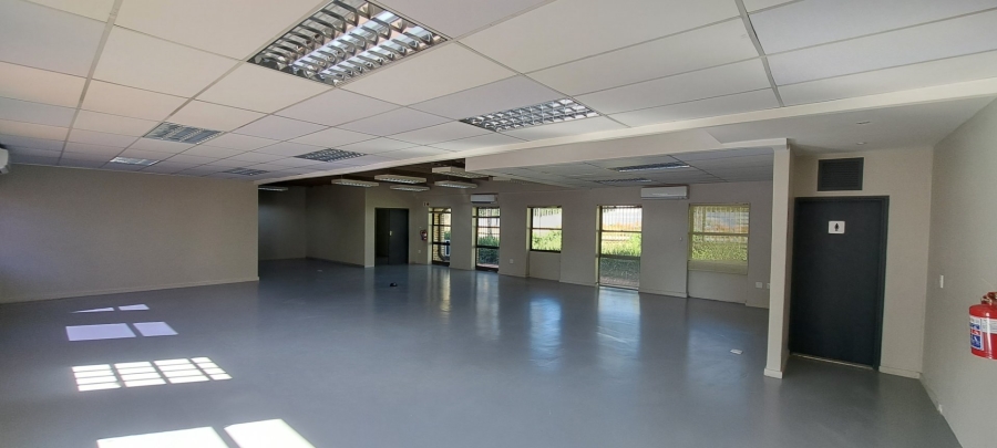 To Let commercial Property for Rent in Woodmead Gauteng