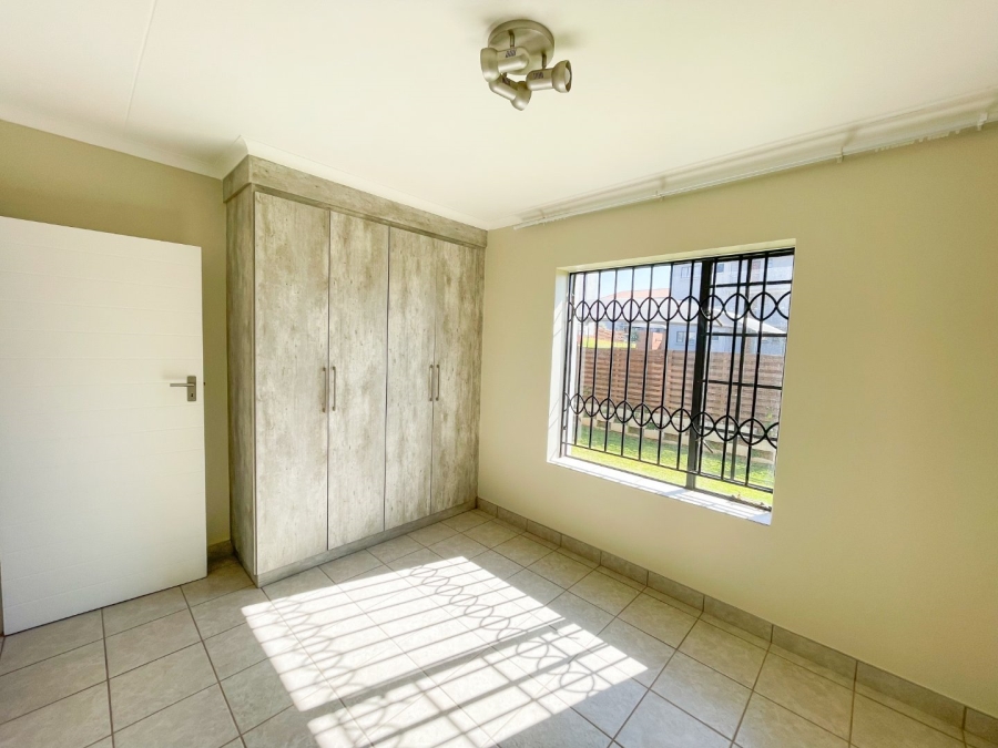 To Let 4 Bedroom Property for Rent in Sagewood Gauteng
