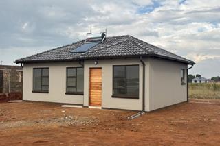 2 Bedroom Property for Sale in Crystal Park Gauteng