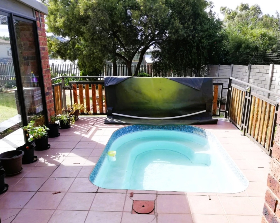 3 Bedroom Property for Sale in Vaal Marina Gauteng