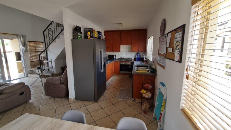 3 Bedroom Property for Sale in Halfway House Gauteng