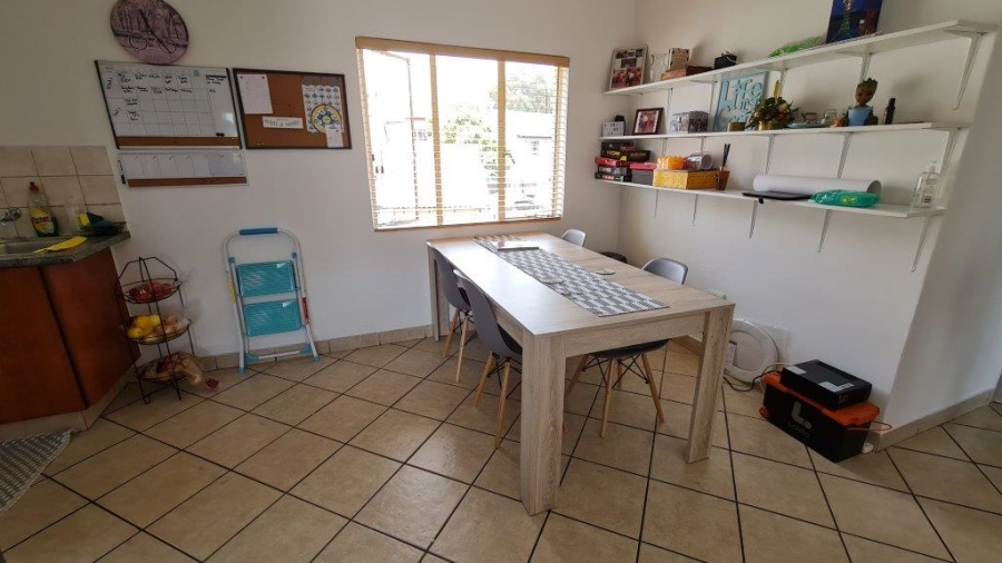 3 Bedroom Property for Sale in Halfway House Gauteng
