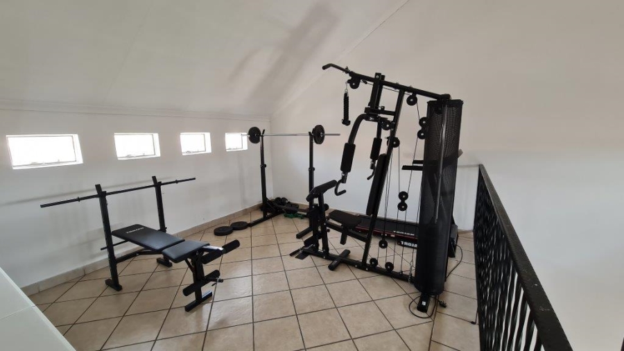3 Bedroom Property for Sale in Halfway House Gauteng