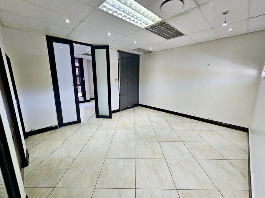 Commercial Property for Sale in Die Hoewes Gauteng