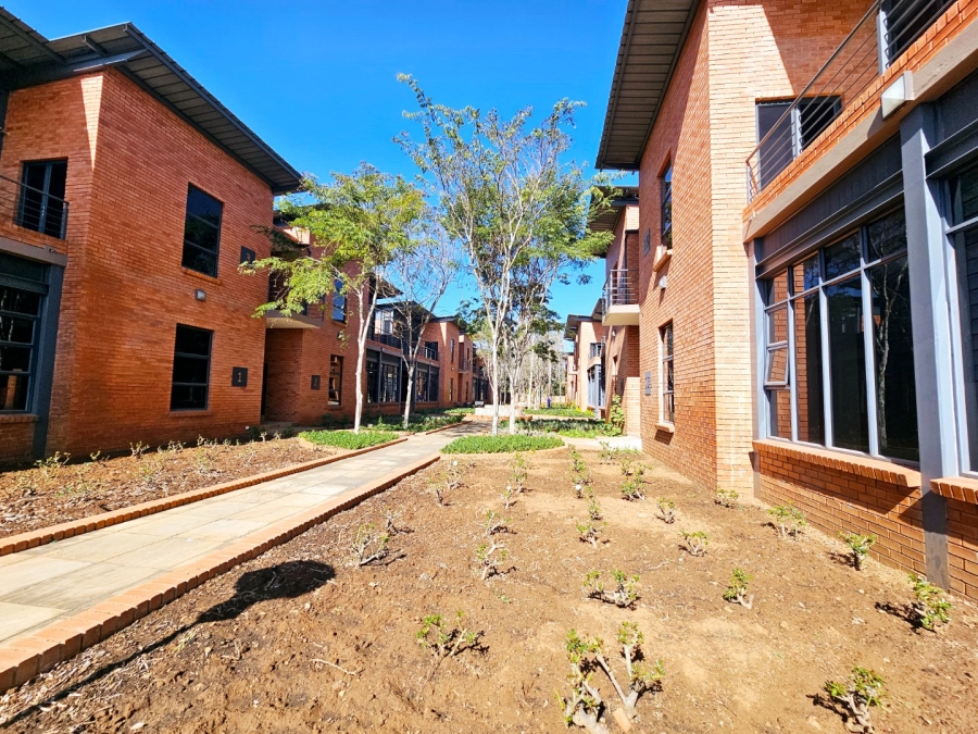 Commercial Property for Sale in Die Hoewes Gauteng