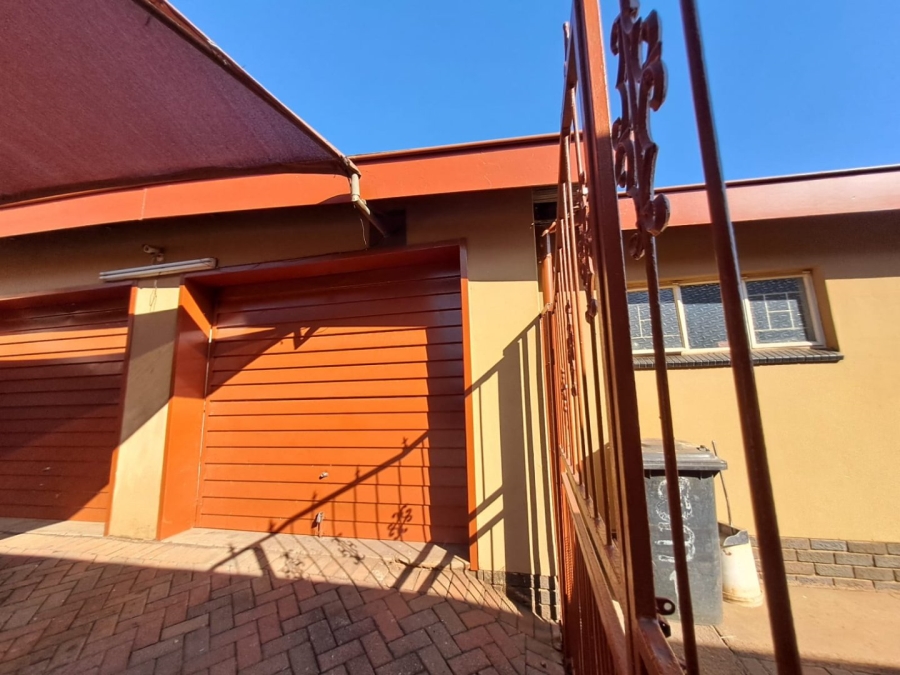 4 Bedroom Property for Sale in Daspoort Gauteng