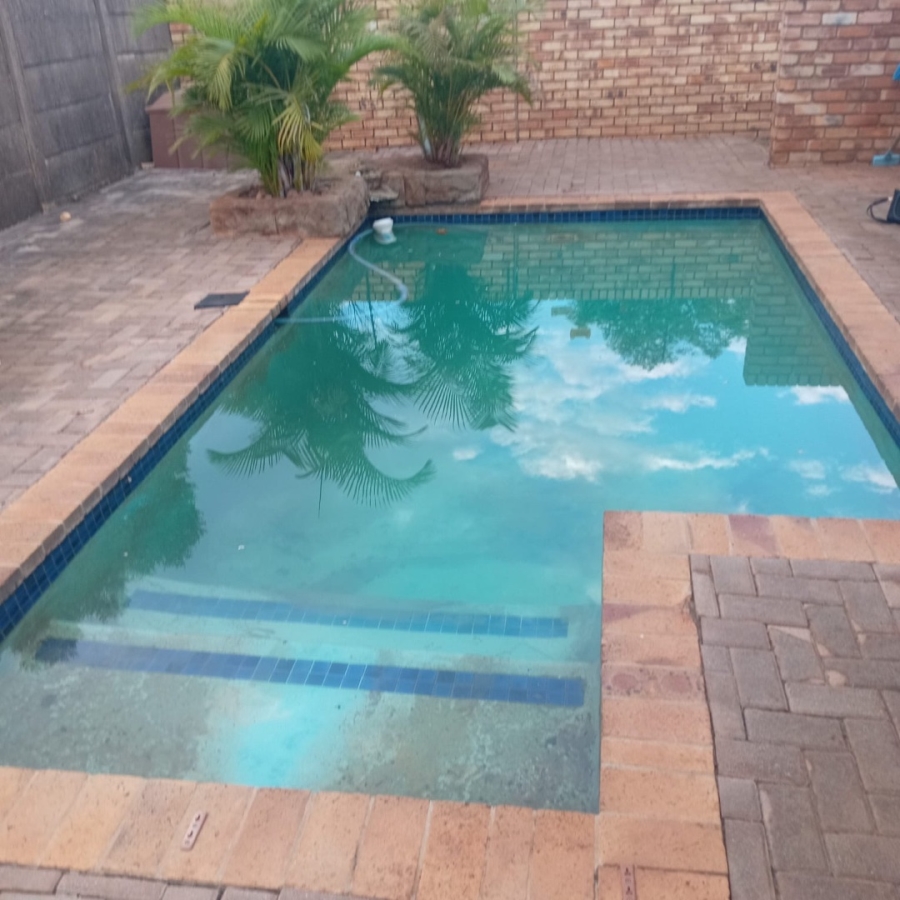 3 Bedroom Property for Sale in Doornpoort Gauteng