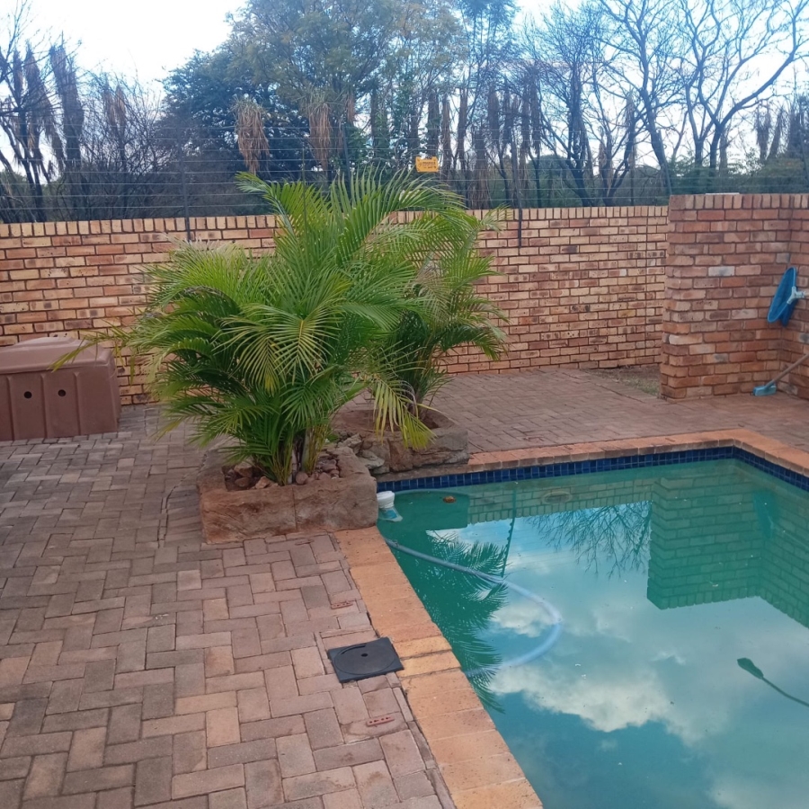 3 Bedroom Property for Sale in Doornpoort Gauteng
