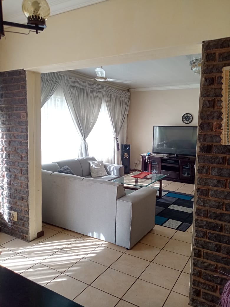 4 Bedroom Property for Sale in Meyerspark Gauteng